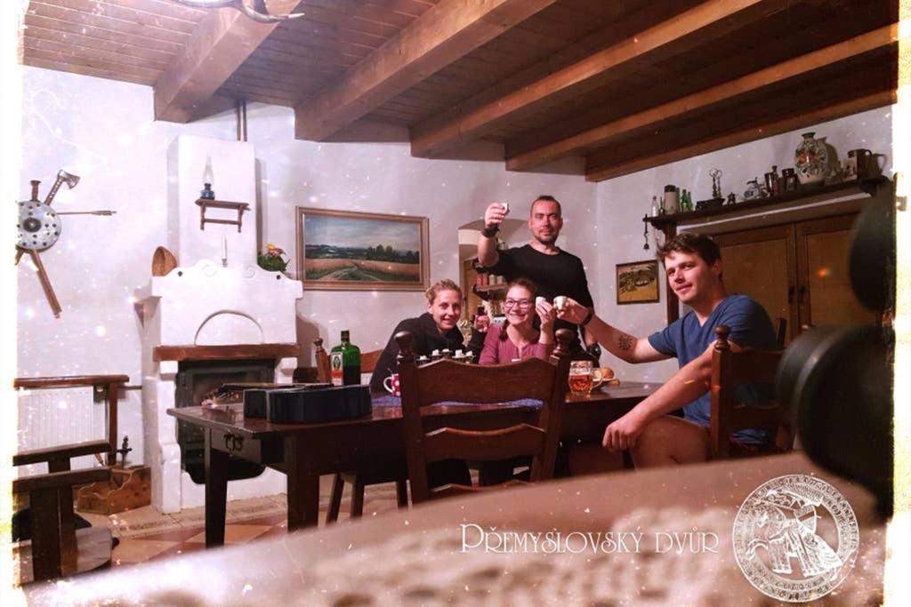 Premyslovsky Dvur Appartement Slezske Pavlovice Buitenkant foto